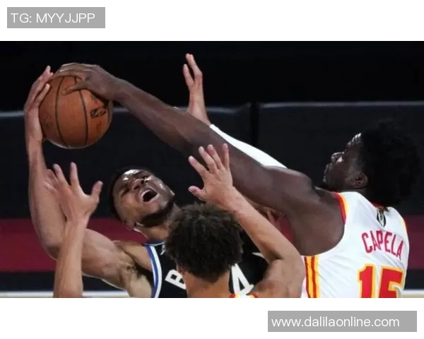 罗林斯32+8手刃旧主，库里4记三分巴特勒末节哑火，雄鹿力克勇士